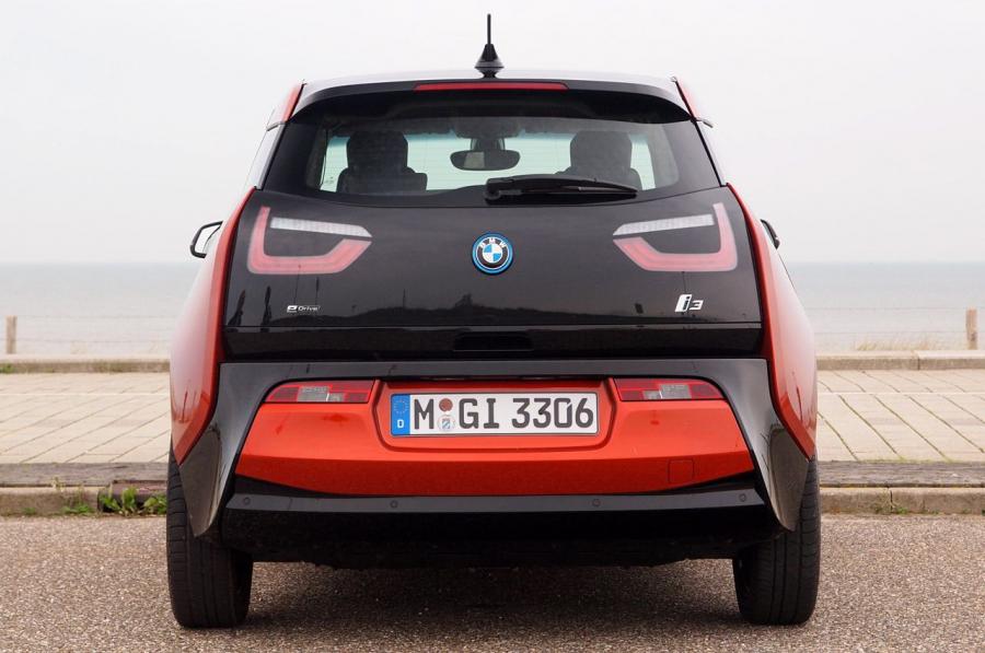  BMW i3 2014 года  (фото 38 из 240)